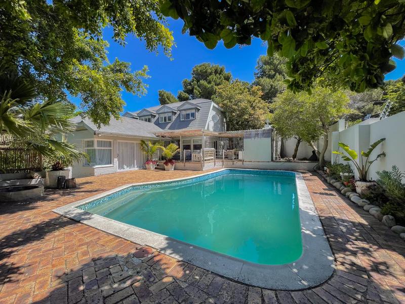5 Bedroom Property for Sale in Hout Bay Western Cape